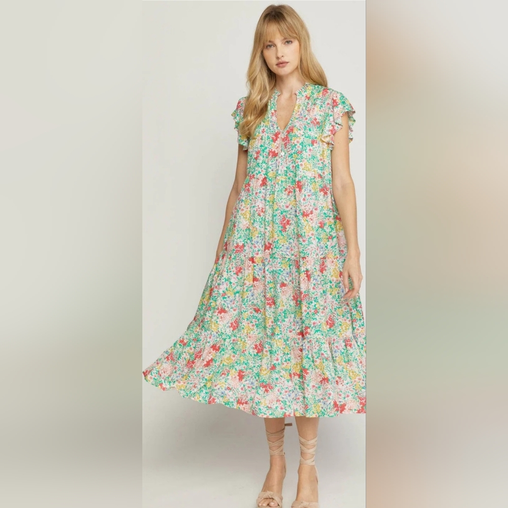 Ladies size large Entro Green Spring Mido Dress